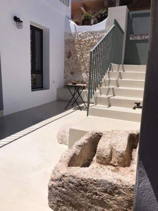 Appartement Lithos Retreat 2 à Kolymbari Extérieur photo